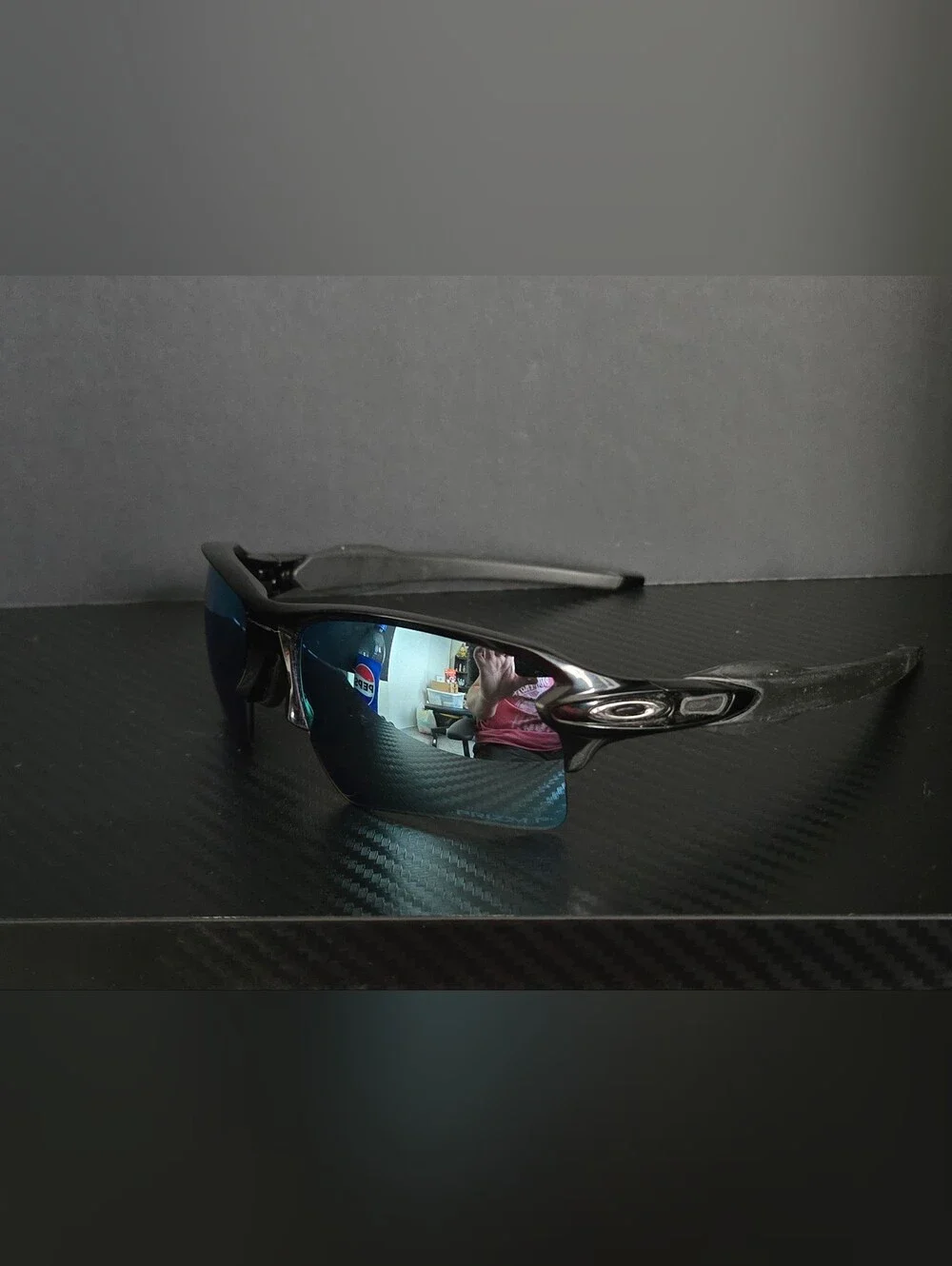 Oakley Flak 2.0 Black Frame Blue Purple Sunglasses PRIZM P 009188-59 12 133